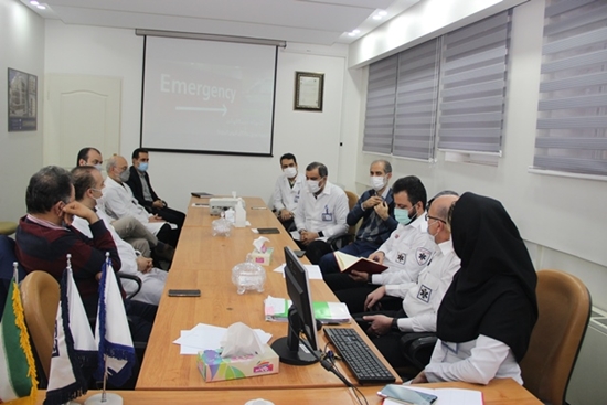 تیم ترومای بیمارستان شریعتی و مسئولان اورژانس تهران دیدار و درباره افزایش همکاری‌ها تبادل‌نظر کردند 